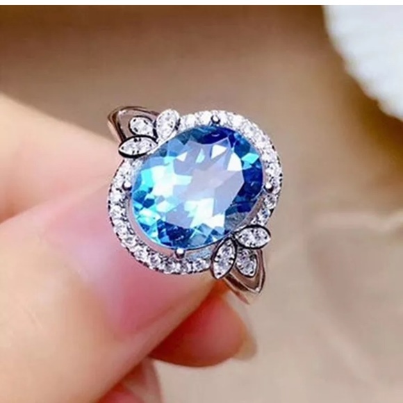 Gorgeous 925 Silver Oval Cut Aquamarine Ring - Picture 3 of 6
